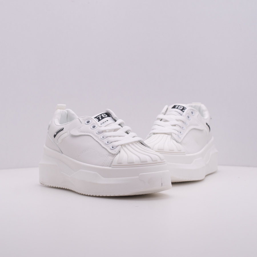 White Ladies Sneakers BD | Sneaker Fever | Merkis
