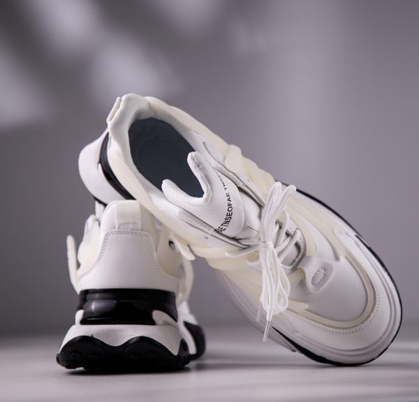 White Balmain Sneakers BD | Shopping Splendor | Merkis
