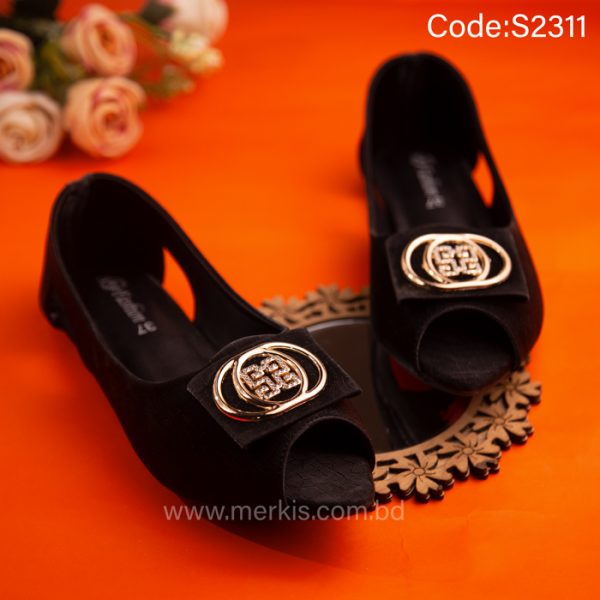 women's black slip on shoes bd