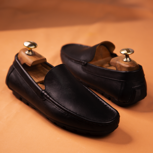 Men’s Black Leather Loafers in Bangladesh