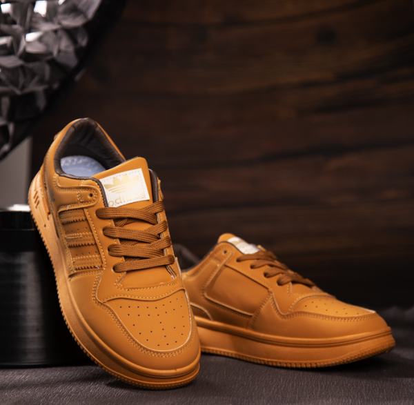 Adidas Premium Sneakers