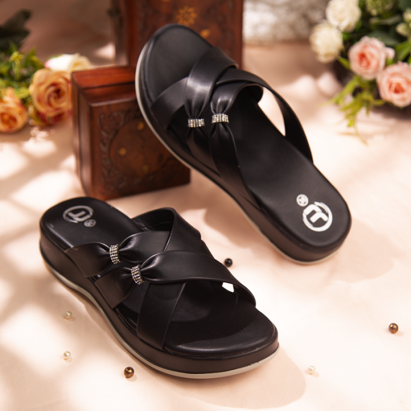 Ladies Comfortable Low Heel Sandal