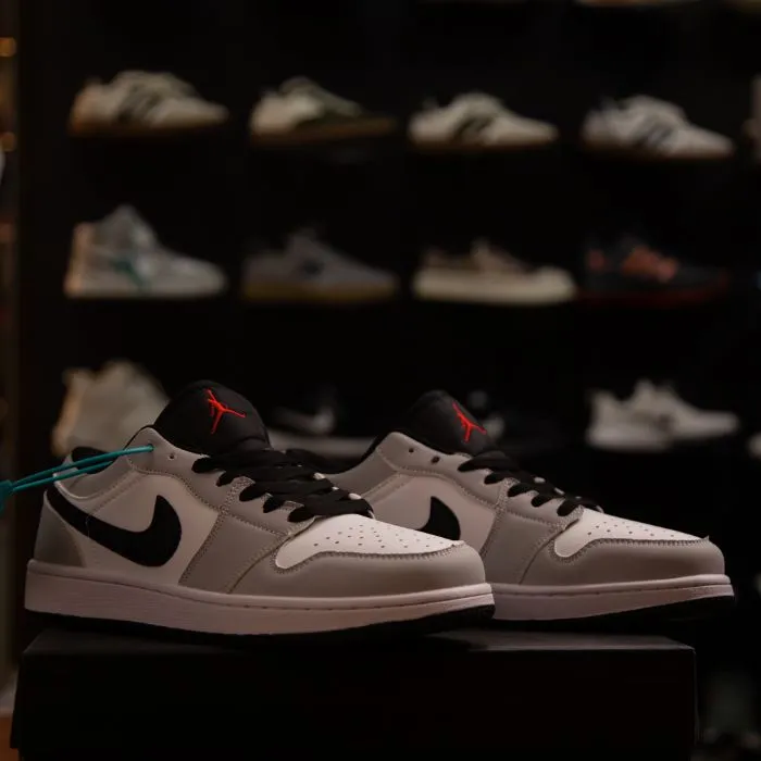 Premium Quality Men’s Sneaker Air Jordan 1 Low Light Smoke Grey 1:1 Grade - Image 3
