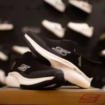 Premium Arch Fit Skechers for Men At Best Price- Merkis