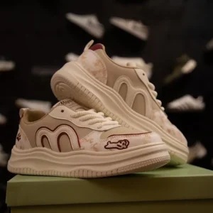 Comfortable Sneaker For Women – Stylish & All-Day Comfort