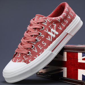 Comfort Fit Sneakers for Men – Designed for Active Lifestyles