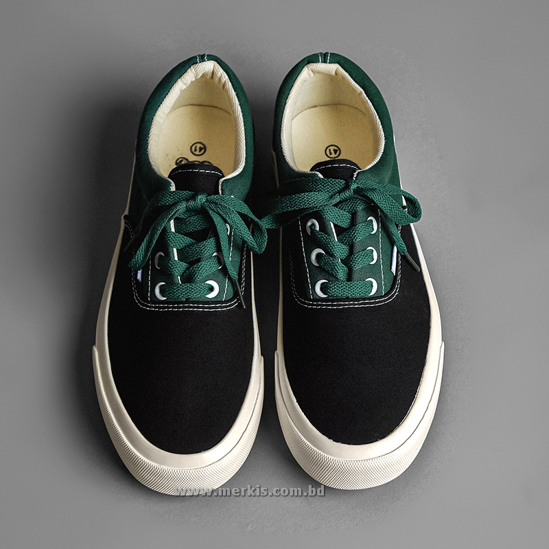 Daily Wear Sneakers for Men – Stylish, Comfortable & Durable