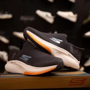 Arch Fit Skechers for Men- Lightweight, Durable & Trendy